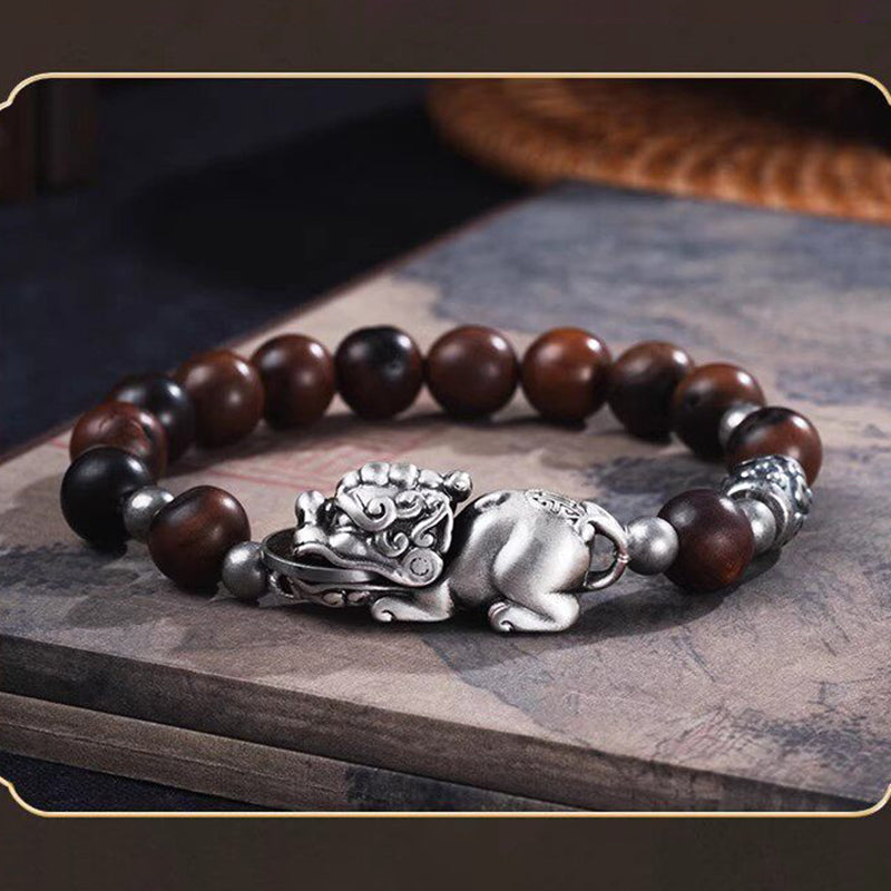 Lightning-Struck Jujube Wood Pixiu Bracelet