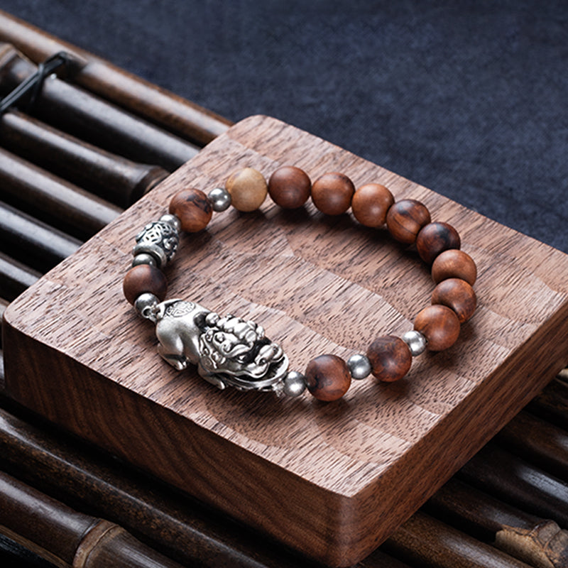 Lightning-Struck Jujube Wood Pixiu Bracelet